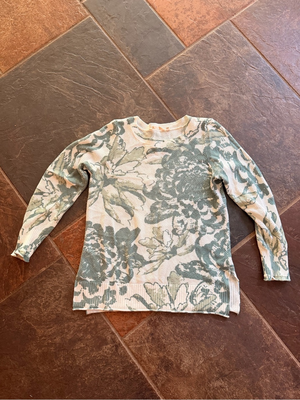 Soft Surroundings Women's Floral Print Crewneck Long Sleeve Sweater Thermal